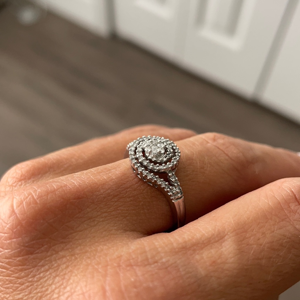 10k White Gold 14 Ct Diamond Ring